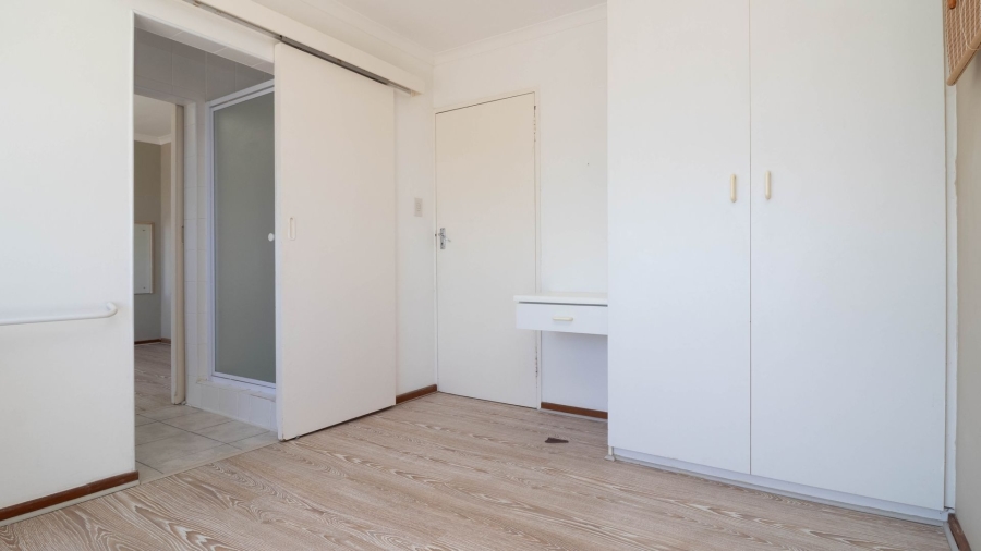 To Let 5 Bedroom Property for Rent in Vermont Western Cape